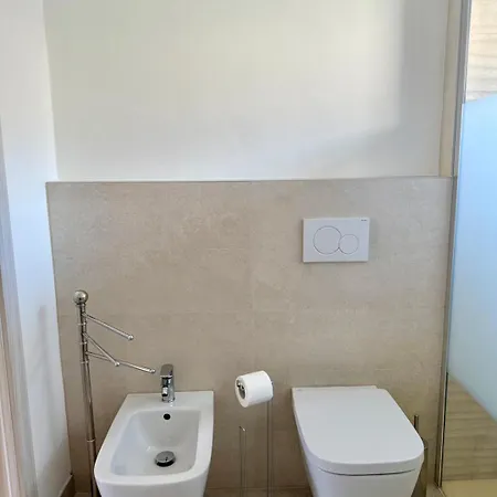 Ersilia Ed Ennio Apartment